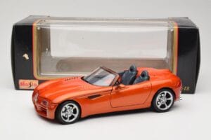 Dodge Concept Vehicle Orange Maisto 1:18 50323 Métal Moulé — image 8 sur 8