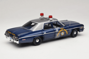 Dodge Monaco Nevada Highway Patrol Auto World 1:18 AMM1009/06 Métal Moulé — image 3 sur 8