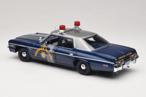 Dodge Monaco Nevada Highway Patrol Auto World 1:18 AMM1009/06 Métal Moulé — image 7 sur 8