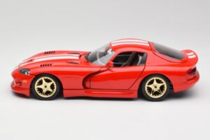 Dodge Viper GTS Rouge Bburago 1:18 3075 Métal Moulé — image 4 sur 8