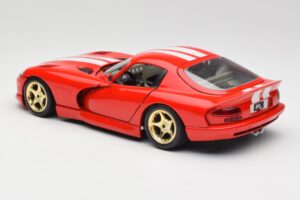 Dodge Viper GTS Rouge Bburago 1:18 3075 Métal Moulé — image 7 sur 8