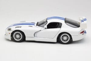 Dodge Viper GTS-R GT2 Blanc 1997 Maisto 1:18 50316 Métal Moulé — image 4 sur 8