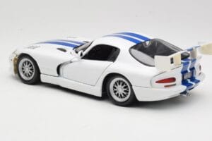 Dodge Viper GTS-R GT2 Blanc 1997 Maisto 1:18 50316 Métal Moulé — image 7 sur 8