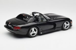 Dodge Viper RT/10 Noir Bburago 1:18 3065 Métal Moulé — image 3 sur 8