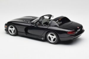 Dodge Viper RT/10 Noir Bburago 1:18 3065 Métal Moulé — image 7 sur 8