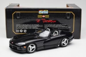 Dodge Viper RT/10 Noir Bburago 1:18 3065 Métal Moulé — image 8 sur 8