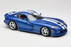 Dodge Viper GTS SR II Bleu avec Bandes Blanches Bburago 1:18 3330 Métal Moulé — image 6 sur 8