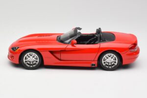 Dodge Viper SRT-10 Rouge Bburago 1:18 3325 Métal Moulé — image 4 sur 8