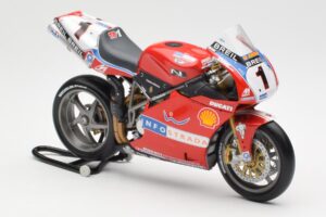 Ducati 998R WSB #1 T. Bayliss Ducati Infostrada 2002 Minichamps 1:12 122021201 Métal Moulé — image 4 sur 6