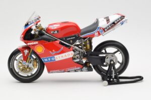 Ducati 998R WSB #1 T. Bayliss Ducati Infostrada 2002 Minichamps 1:12 122021201 Métal Moulé