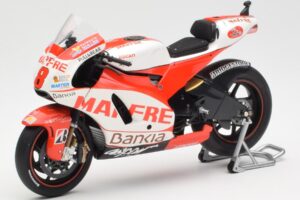 Ducati Desmosedici GP11 #8 H. Barbera Ducati MotoGP Team MotoGP 2011 Minichamps 1:12 123110008 Métal Moulé — image 2 sur 6