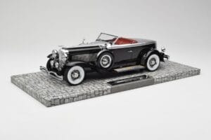 Duesenberg Model J Torpedo Disappearing Top Convertible Coupe Argent Noir Minichamps 1:18 107150431 Résine