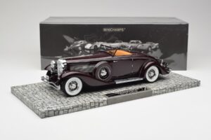 Duesenberg SJN Convertible Coupe Bordeaux Minichamps 1:18 107150331 Métal Moulé — image 2 sur 6
