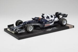 AlphaTauri AT02 #22 Y. Tsunoda Bahrain GP 2021 Minichamps 1:18 117210122 Métal Moulé — image 2 sur 6