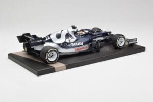 AlphaTauri AT02 #22 Y. Tsunoda Bahrain GP 2021 Minichamps 1:18 117210122 Métal Moulé — image 3 sur 6