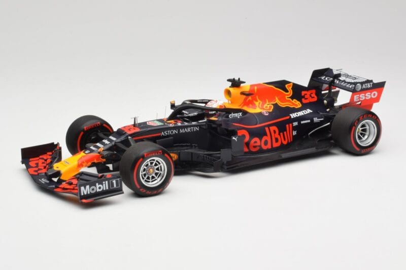 Aston Martin Red Bull Racing RB15 #33 M. Verstappen F1 2019 Minichamps 1:18 110190033 Métal Moulé