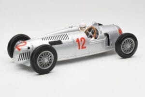 Auto Union Type C #12 H. Stuck Hungarian GP Budapest 1936 Minichamps 1:18 155361012 Métal Moulé — image 2 sur 6