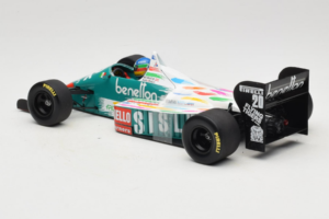 Benetton B186 #20 G. Berger F1 1986 Minichamps 1:18 80439418130 Métal Moulé — image 5 sur 6