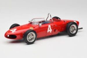 Ferrari 156 Sharknose P. Hill / W. von Trips Belgian GP 1961 CMC 1:18 M-070 Métal Moulé