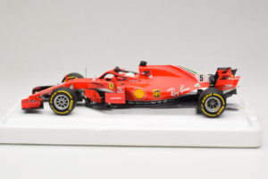Ferrari SF71-H #5 S. Vettel Australian GP Winner 2018 BBR 1:18 BBR181805 Métal Moulé — image 3 sur 7