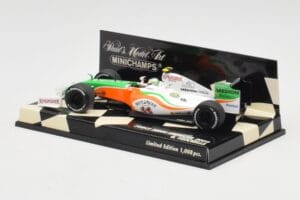 Force India Mercedes VJM02 #21 G. Fisichella Showcar 2009 Minichamps 1:43 400090091 Métal Moulé — image 3 sur 5