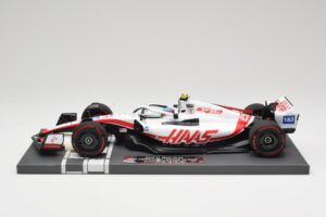 Haas VF-22 #47 M. Schumacher British GP 2022 Minichamps 1:18 117221047 Résine