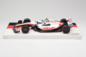 Haas VF-22 #47 M. Schumacher British GP Points 2022 Minichamps 1:18 147221047 Métal Moulé