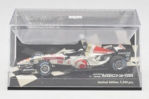 Honda RA106 #12 J. Button Hungarian GP Winner F1 2006 Minichamps 1:43 400060112 Métal Moulé — image 5 sur 5