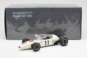 Honda RA272 #11 R. Ginther Mexican Grand Prix 1965 AUTOart 1:18 86597 Métal Moulé — image 8 sur 8