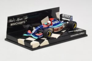 Jordan Hart 192 #32 S. Modena Race Car 1992 Minichamps 1:43 400920032 Métal Moulé — image 2 sur 5