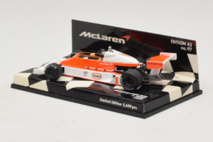 McLaren M26 Ford J. Hunt F1 1977 Minichamps 1:43 530774301 Métal Moulé — image 3 sur 5