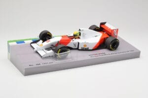 McLaren Ford MP4/8 #8 A. Senna Winner Australian GP 1993 Minichamps 1:18 543933838 Métal Moulé — image 2 sur 7