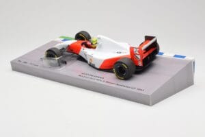 McLaren Ford MP4/8 #8 A. Senna Winner Australian GP 1993 Minichamps 1:18 543933838 Métal Moulé — image 5 sur 7