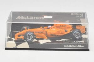McLaren Mercedes MP4-20 G. Paffett Test Car 2006 Minichamps 1:43 530064395 Métal Moulé — image 5 sur 5