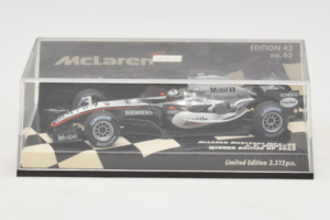 McLaren MP4-20 Mercedes #10 J.P. Montoya British GP Winner F1 2005 Minichamps 1:43 530054320 Métal Moulé — image 4 sur 5