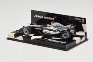 McLaren Mercedes MP4-20 #10 J-P. Montoya Race Car 2005 Minichamps 1:43 530054310 Métal Moulé — image 3 sur 5