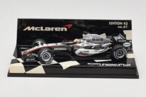 McLaren Mercedes MP4-20 #10 J-P. Montoya Race Car 2005 Minichamps 1:43 530054310 Métal Moulé