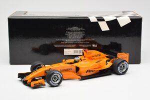 McLaren MP4-20 Mercedes P. de la Rosa Interim Test Car 2006 Minichamps 1:18 530061894 Métal Moulé — image 6 sur 6