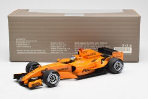McLaren Mercedes MP4-20 P. de la Rosa F1 Test Car 2005 Minichamps 1:18 B66962343 Métal Moulé — image 6 sur 6