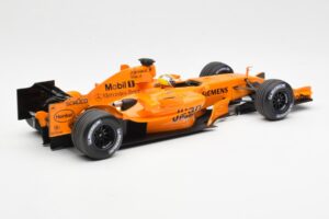 McLaren MP4-21 Mercedes #4 J.P. Montoya Interim Livery 2006 Minichamps 1:18 530061874 Métal Moulé — image 2 sur 6