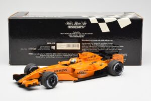 McLaren MP4-21 Mercedes #4 J.P. Montoya Interim Livery 2006 Minichamps 1:18 530061874 Métal Moulé — image 6 sur 6