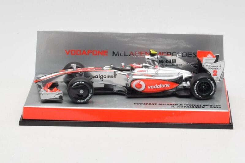 McLaren Mercedes MP4-24 #2 H. Kovalainen Race Car 2009 Minichamps 1:43 503094302 Métal Moulé