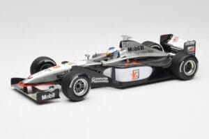 McLaren MP4/13 #8 M. Hakkinen F1 World Champion 1998 Minichamps 1:18 18690008 Métal Moulé