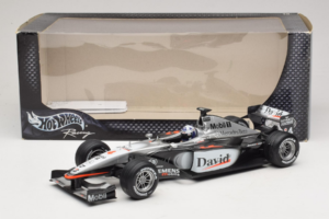 McLaren MP4-16 Mercedes #3 D. Coulthard F1 2001 Hot Wheels 1:18 50199 Métal Moulé — image 6 sur 6
