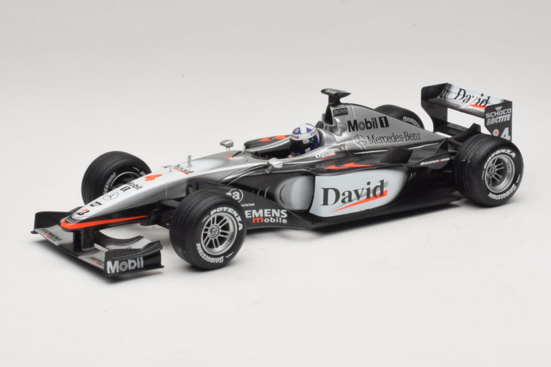McLaren MP4-16 Mercedes #3 D. Coulthard F1 2001 Hot Wheels 1:18 50199 Métal Moulé