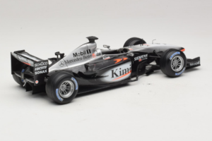 McLaren MP4-20 #9 K. Raikkonen F1 2005 Hot Wheels 1:18 H2286 Métal Moulé — image 2 sur 6