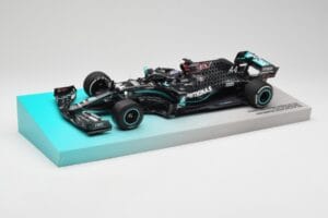 Mercedes AMG Petronas W11 #44 L. Hamilton Winner British GP 2020 Minichamps 1:18 113200444 Métal Moulé — image 2 sur 7