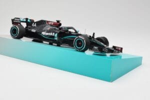 Mercedes AMG Petronas W11 #44 L. Hamilton Winner British GP 2020 Minichamps 1:18 113200444 Métal Moulé — image 4 sur 7