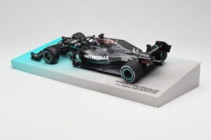 Mercedes AMG Petronas W11 #44 L. Hamilton Winner British GP 2020 Minichamps 1:18 113200444 Métal Moulé — image 5 sur 7