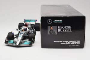 Mercedes AMG W13 E Performance Petronas #63 G. Russell Miami GP 2022 Minichamps 1:18 110220563 Métal Moulé — image 6 sur 7